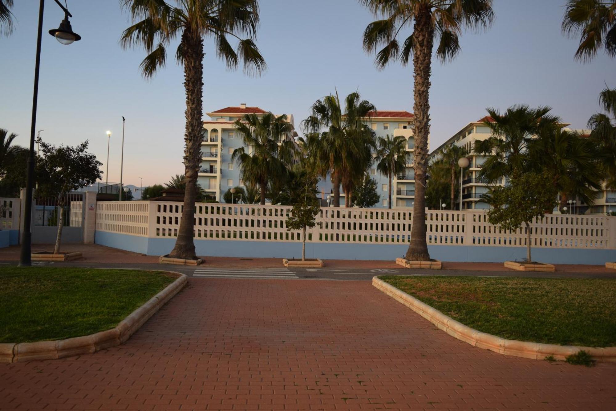 Luxurious Spacious Three Bedroom Apartment On Beachfront Almerimar Ngoại thất bức ảnh